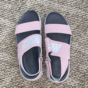 Nike Women’s Baby Pink Tanjuns